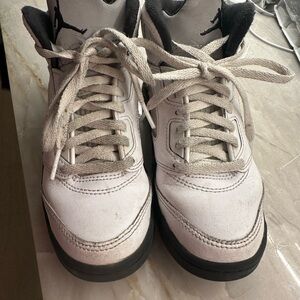 Air Jordan 5 Retro’ White Black’